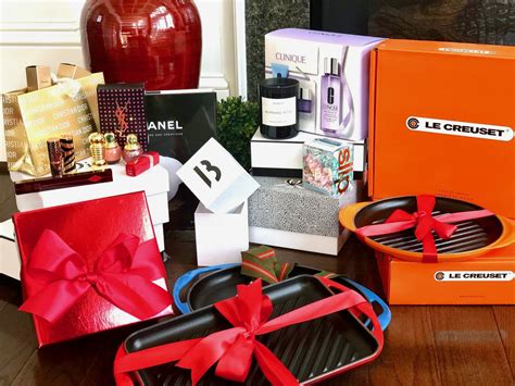 designer presents for girlfriend|best luxury gifts for women.